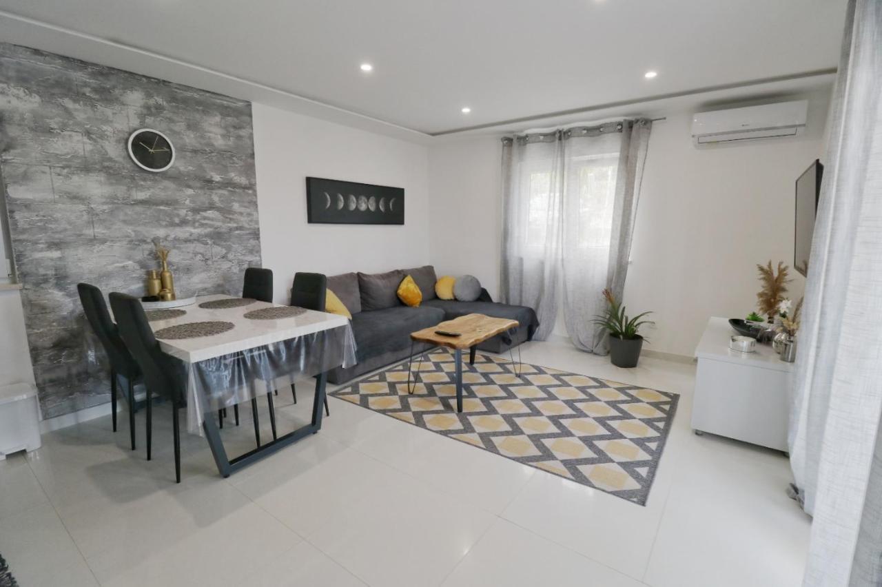 Villa Casa Bella Spalato Esterno foto